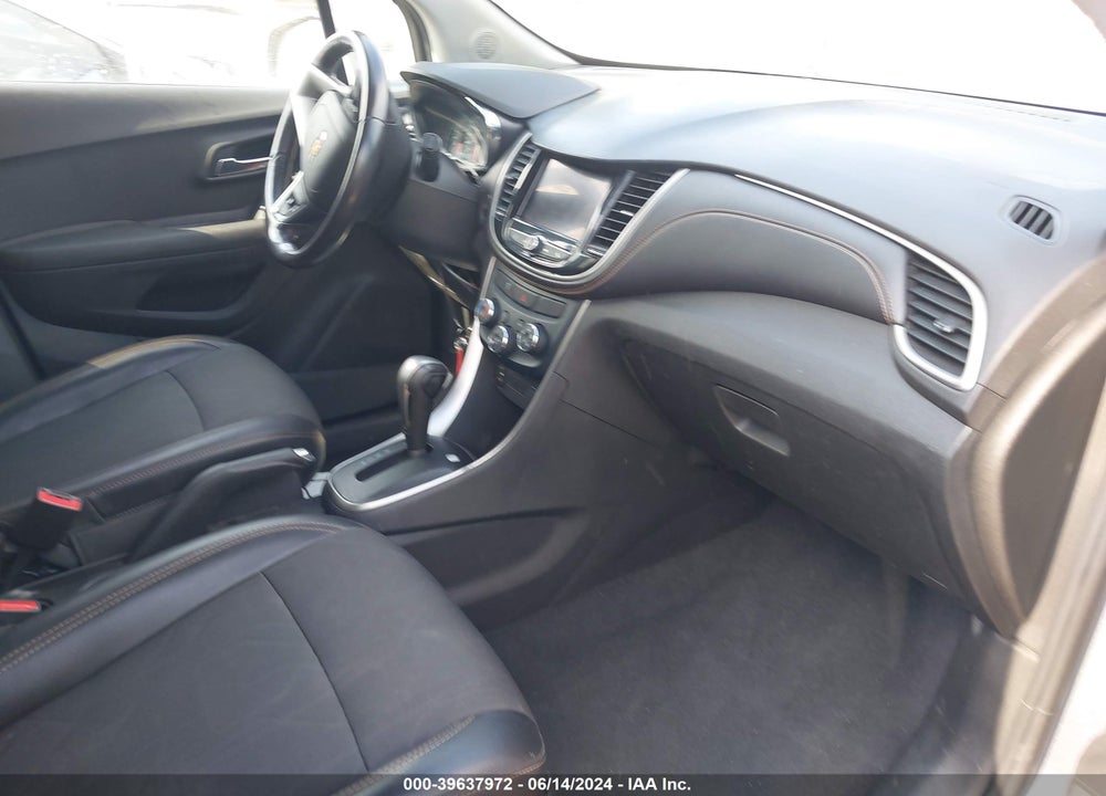 2020 CHEVROLET TRAX AWD LT VIN: 3GNCJPSBXLL144980