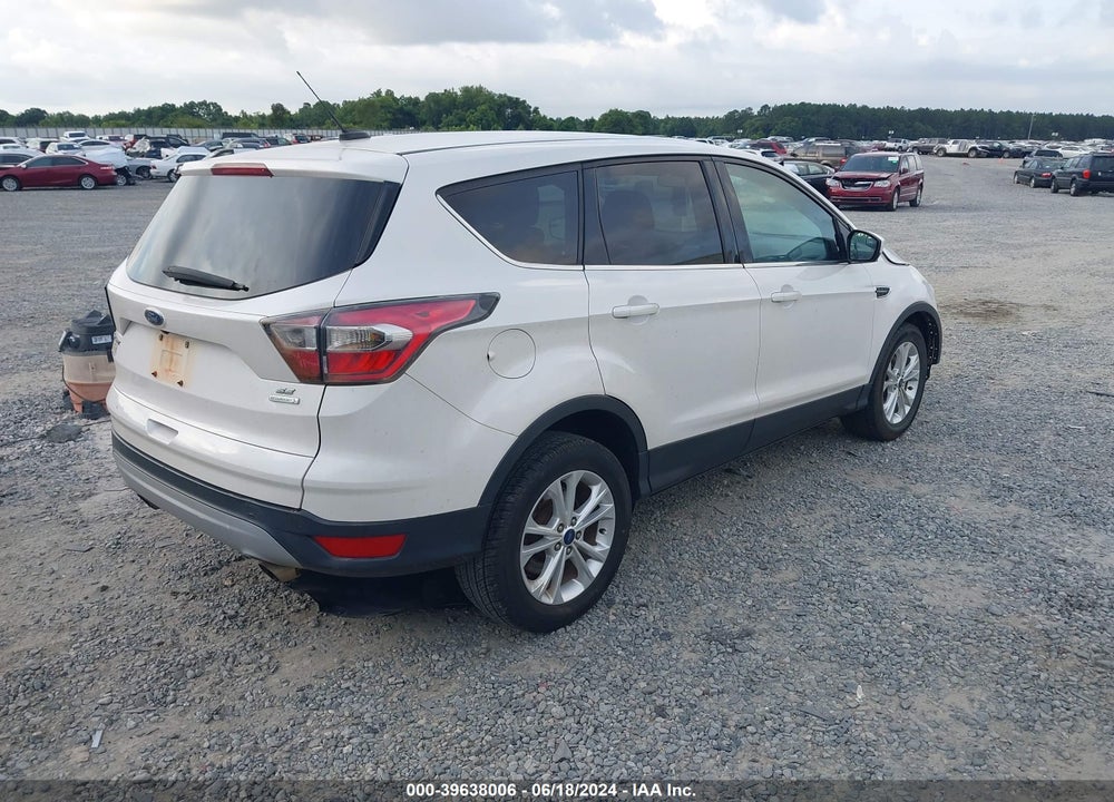 2017 FORD ESCAPE SE VIN: 1FMCU0GD9HUB49372