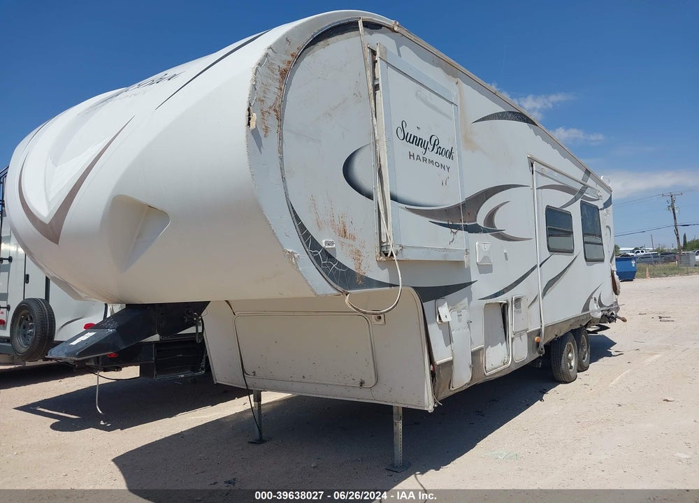 2012 WINNEBAGO HARMONY VIN: 54CBH0R20C1285805