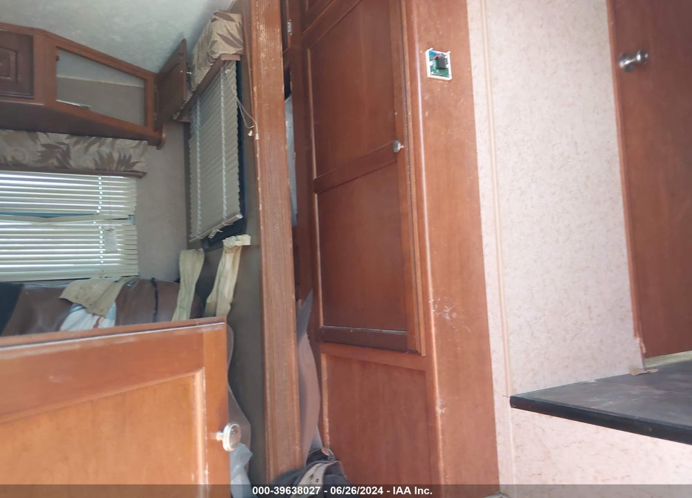 2012 WINNEBAGO HARMONY VIN: 54CBH0R20C1285805