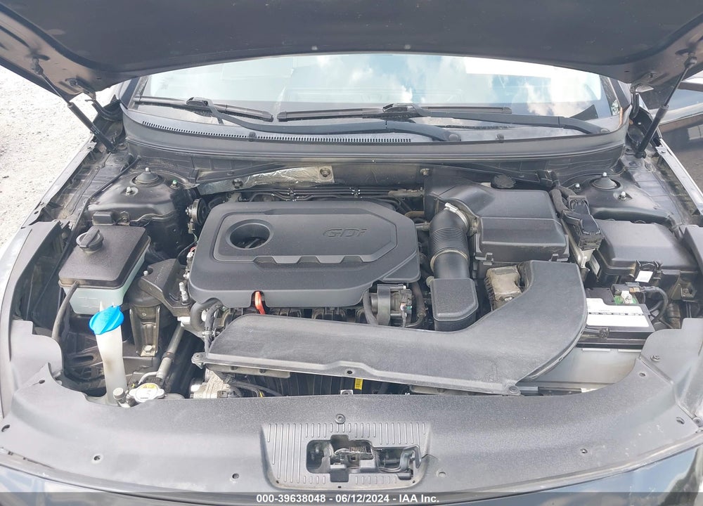 2015 HYUNDAI SONATA SPORT VIN: 5NPE34AF9FH027880