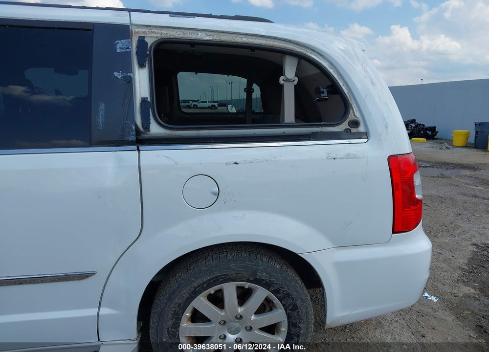 2015 CHRYSLER TOWN & COUNTRY TOURING VIN: 2C4RC1BG6FR627928