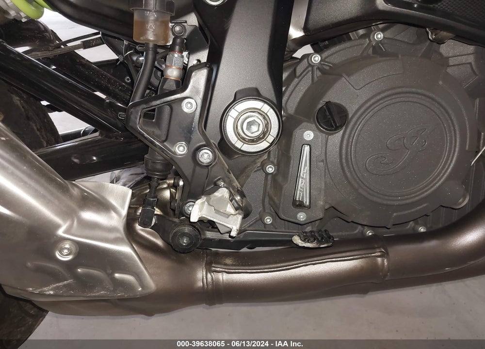 2023 INDIAN MOTORCYCLE CO. FTR VIN: 56KRZA224P3008994