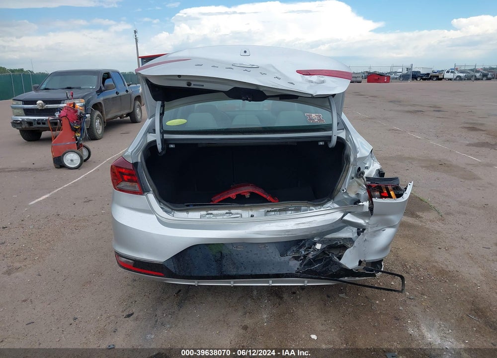 2020 HYUNDAI ELANTRA SEL VIN: 5NPD84LF6LH517716