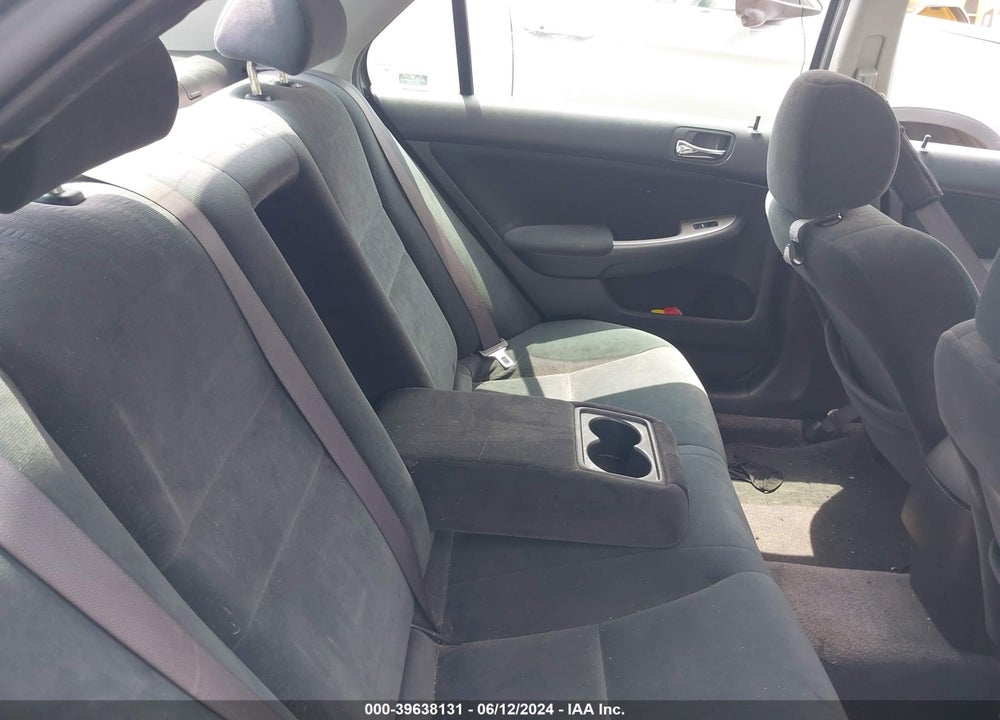 2004 HONDA ACCORD 2.4 EX VIN: 1HGCM56714A033142