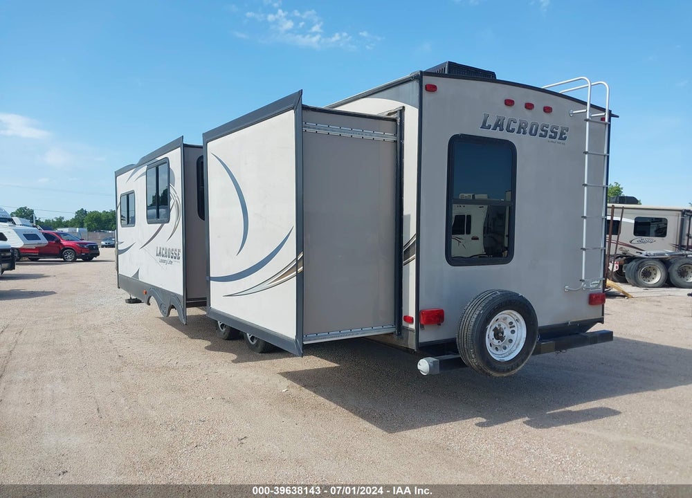 2015 FOREST RIVER LACROSSE VIN: 5ZT2LCXB1FB005678