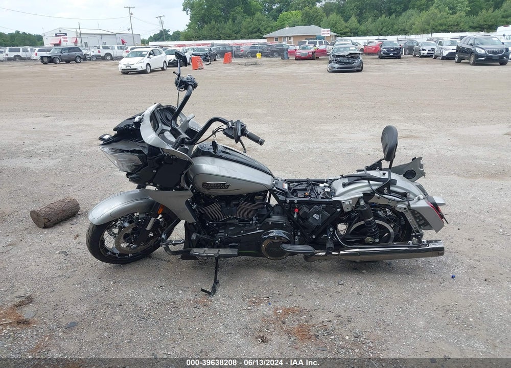 2023 HARLEY-DAVIDSON FLTRXSE VIN: 1HD1TC612PB953335