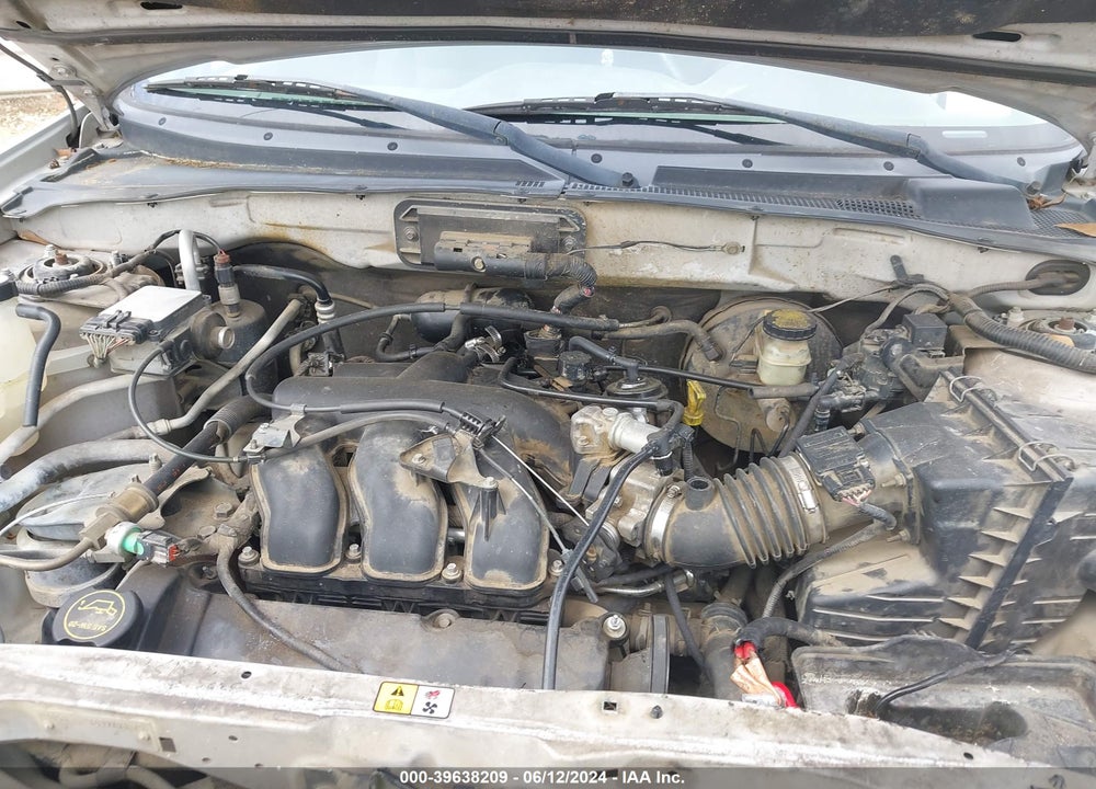 2004 FORD ESCAPE XLT VIN: 1FMYU03184KB49614