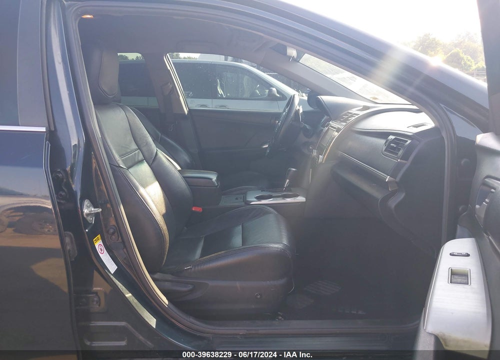 2014 TOYOTA CAMRY SE VIN: 4T1BF1FK6EU790275