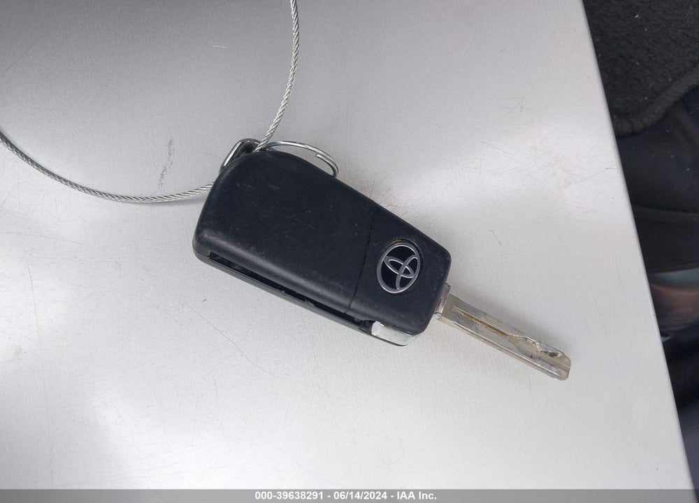 2020 TOYOTA COROLLA LE VIN: 5YFEPRAE9LP088556