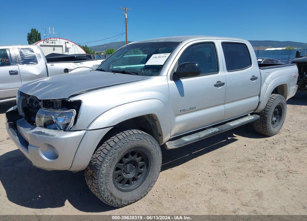 2011 TOYOTA TACOMA BASE V6 VIN: 5TFLU4EN5BX016136