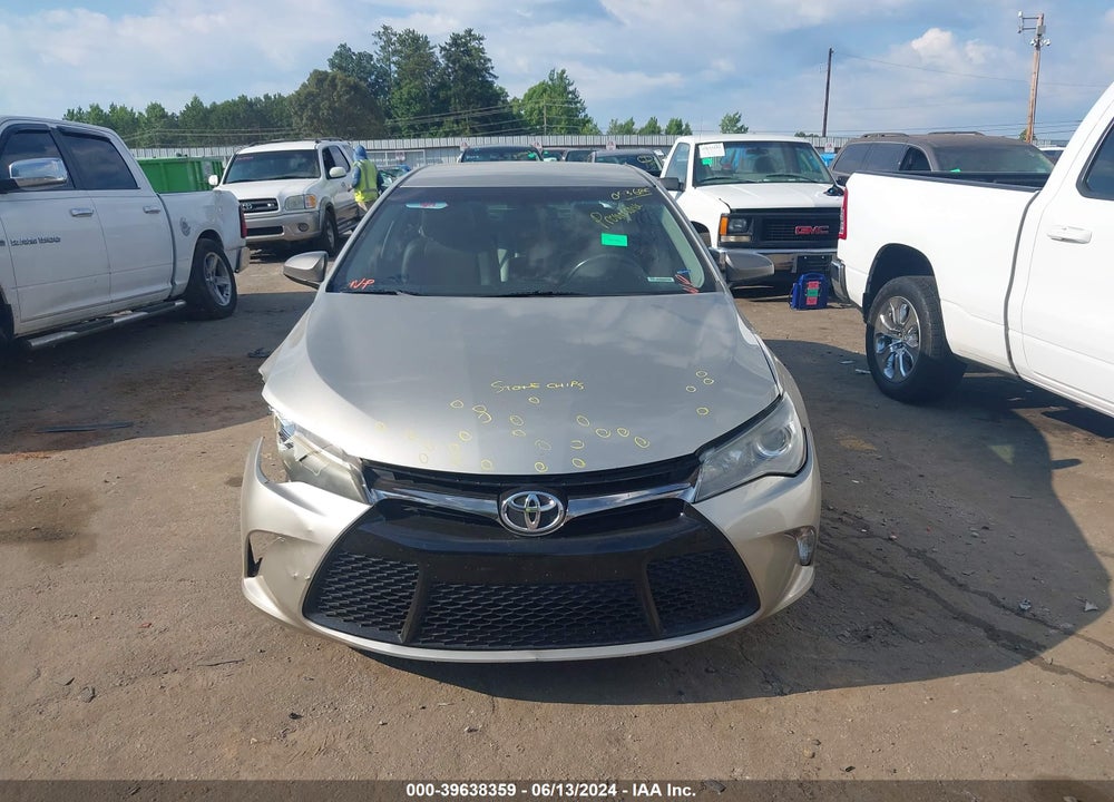 2015 TOYOTA CAMRY SE VIN: 4T1BF1FK9FU053685