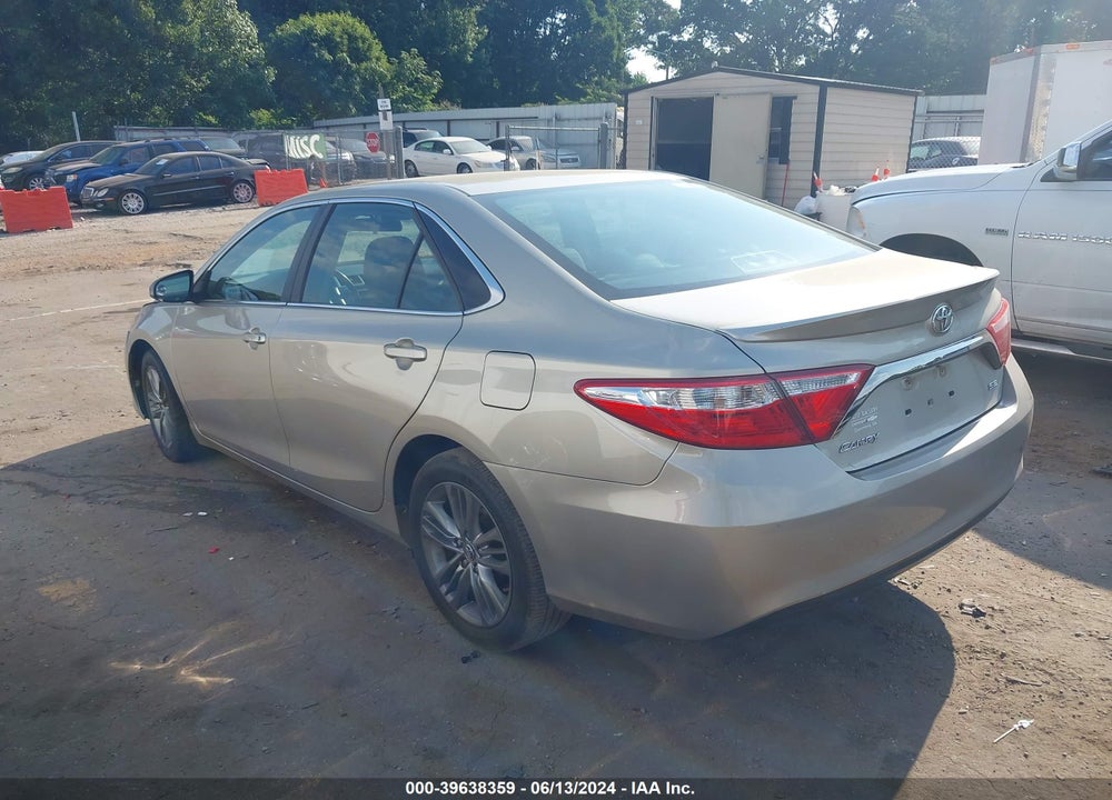 2015 TOYOTA CAMRY SE VIN: 4T1BF1FK9FU053685