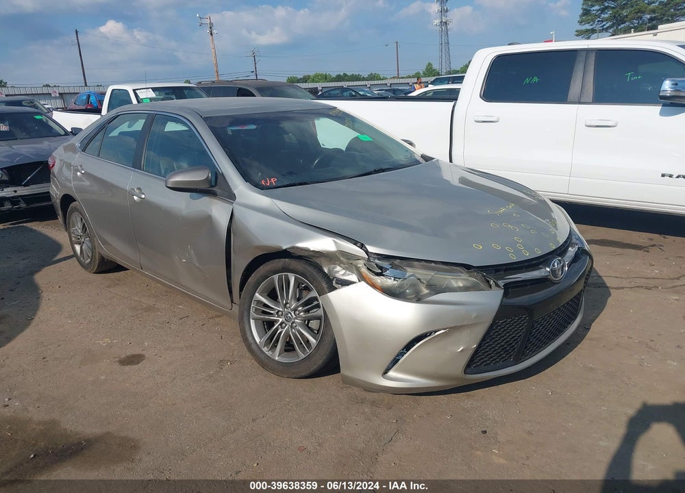2015 TOYOTA CAMRY SE VIN: 4T1BF1FK9FU053685