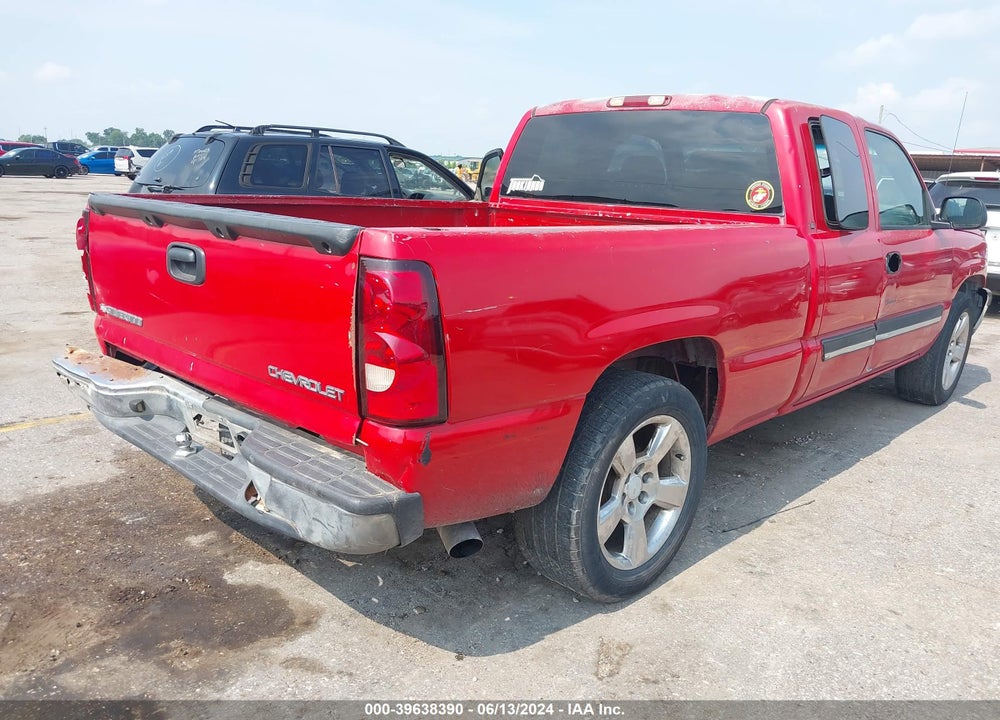 2004 CHEVROLET SILVERADO 1500 LS VIN: 2GCEC19V241148257