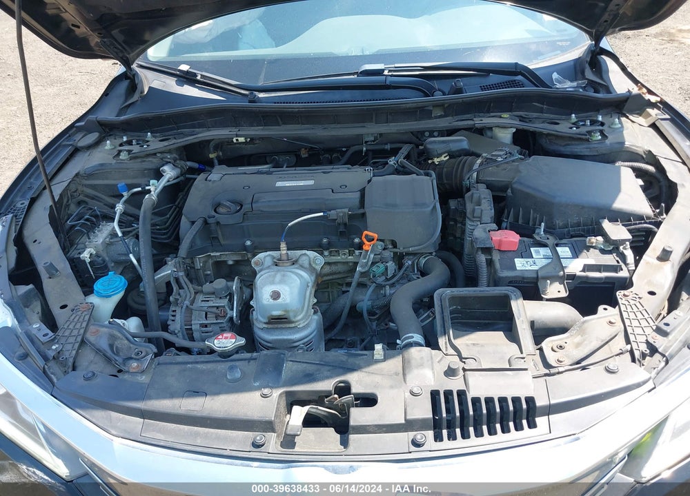 2017 HONDA ACCORD EX-L VIN: 1HGCR2F84HA285868