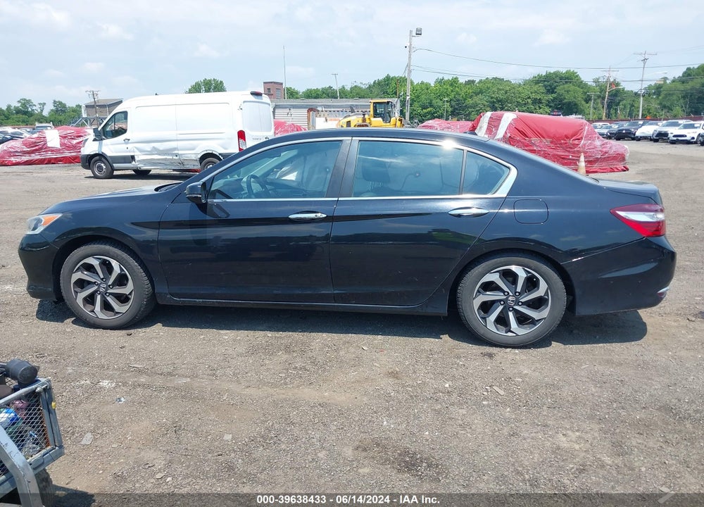 2017 HONDA ACCORD EX-L VIN: 1HGCR2F84HA285868