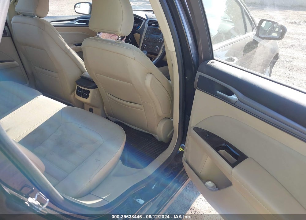 2015 FORD FUSION SE VIN: 3FA6P0H79FR216113