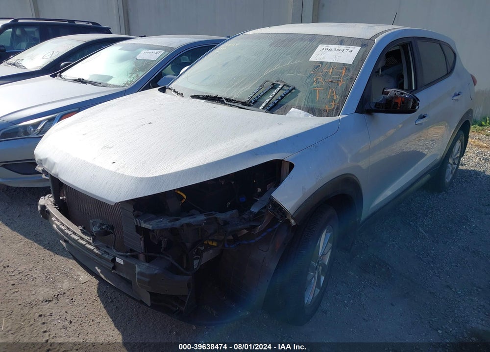2017 HYUNDAI TUCSON SE VIN: KM8J23A4XHU408653
