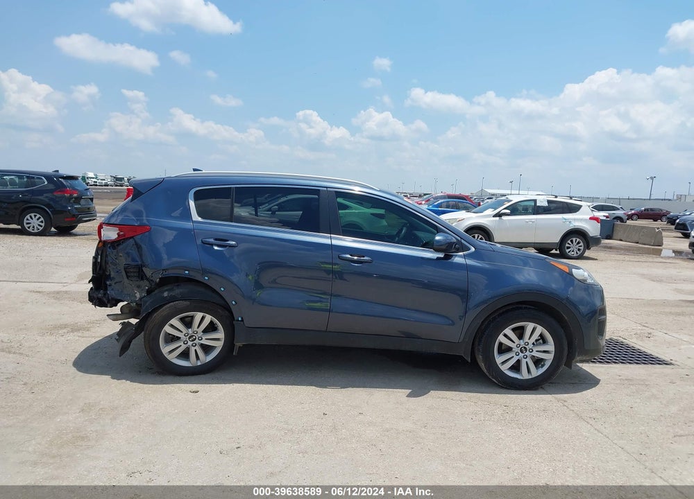 2018 KIA SPORTAGE LX VIN: KNDPM3AC2J7413270