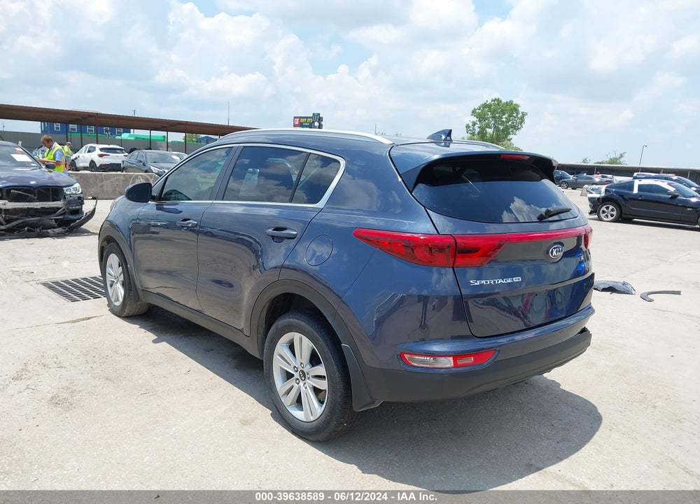 2018 KIA SPORTAGE LX VIN: KNDPM3AC2J7413270