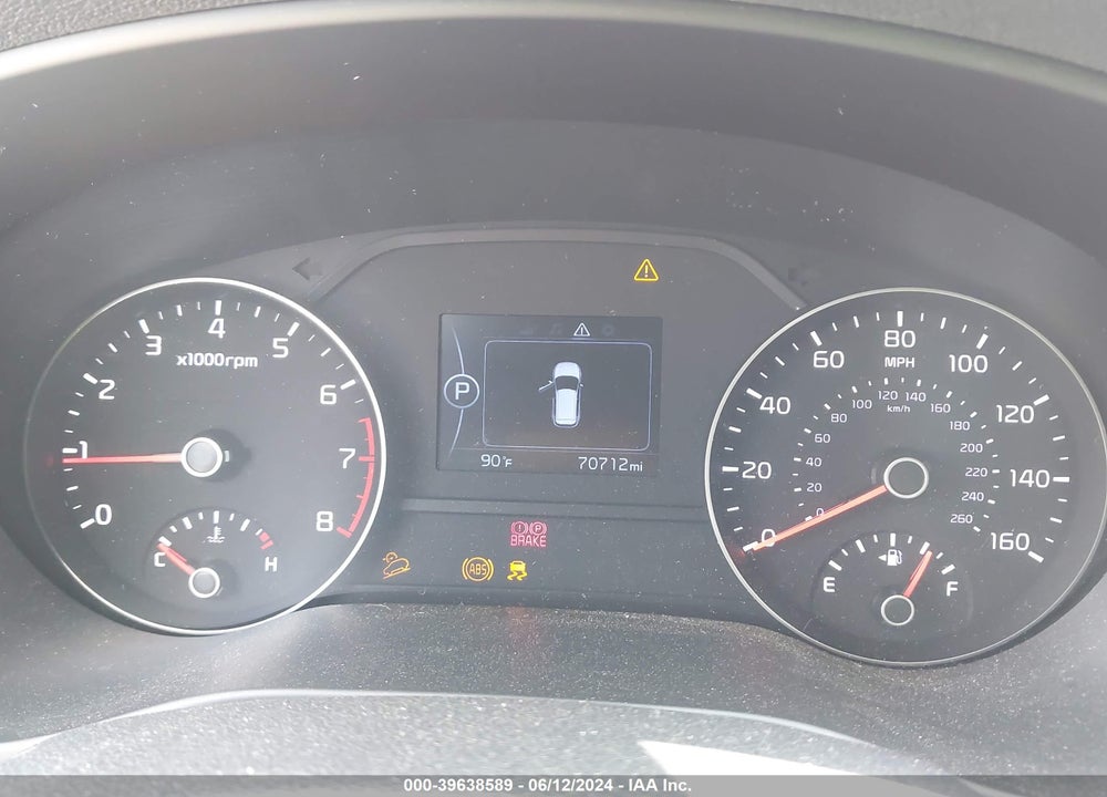 2018 KIA SPORTAGE LX VIN: KNDPM3AC2J7413270