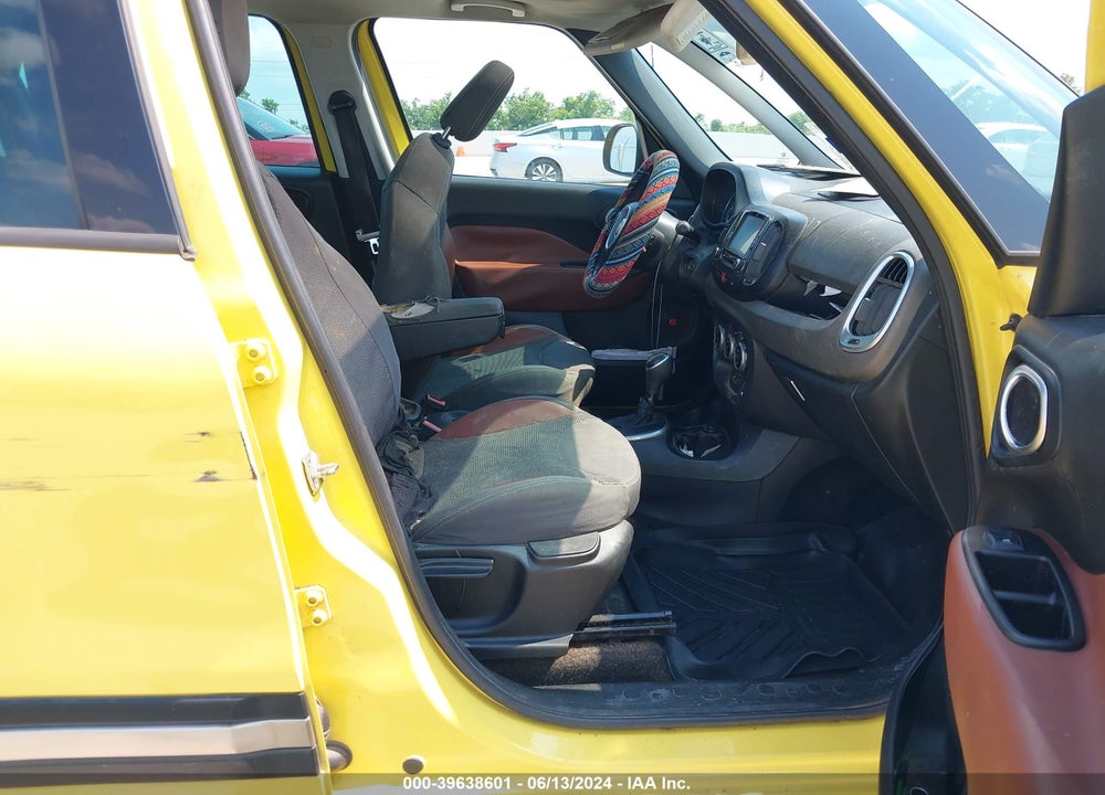 2014 FIAT 500L TREKKING VIN: ZFBCFADH8EZ010797