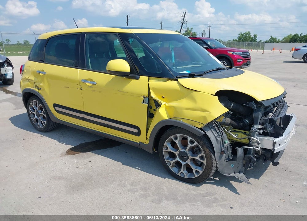 2014 FIAT 500L TREKKING VIN: ZFBCFADH8EZ010797