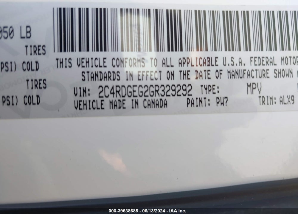 2016 DODGE GRAND CARAVAN VIN: 2C4RDGEG2GR329292