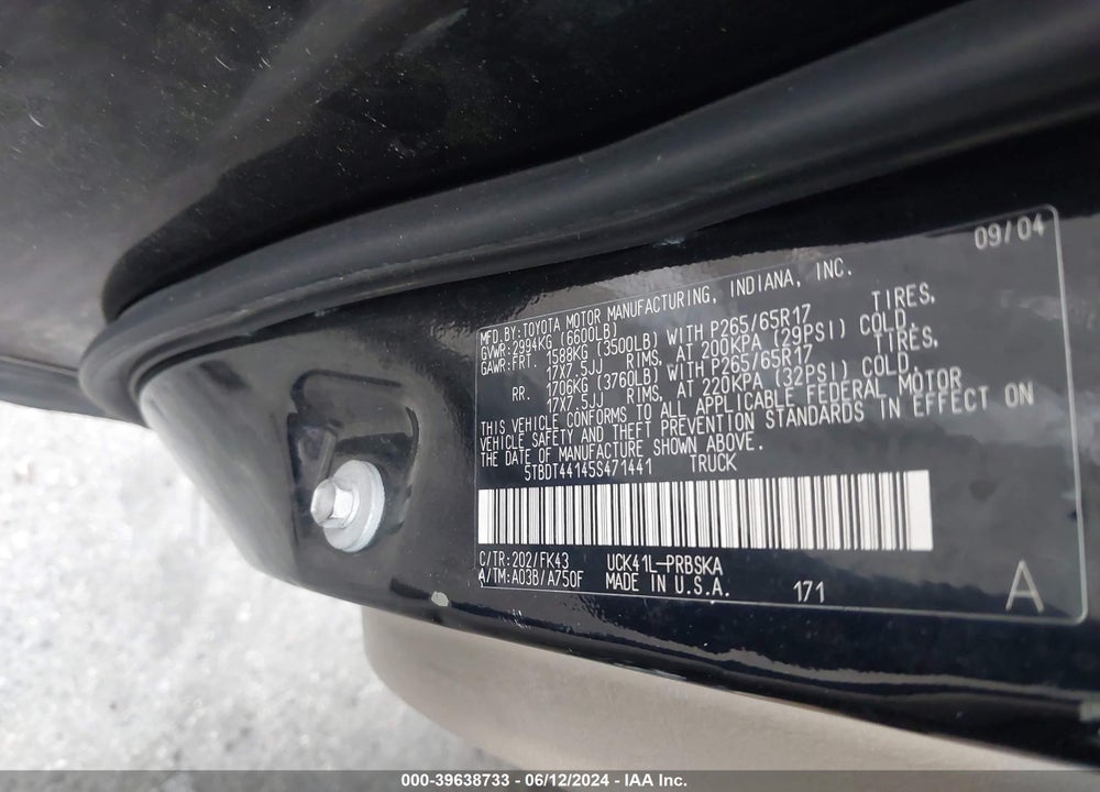 2005 TOYOTA TUNDRA SR5 V8 VIN: 5TBDT44145S471441