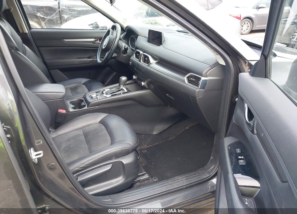 2019 MAZDA CX-5 TOURING VIN: JM3KFACM0K0555553