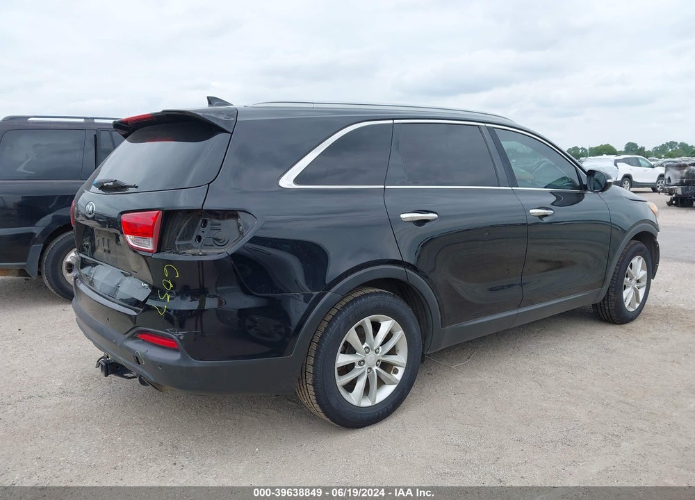 2016 KIA SORENTO 3.3L LX VIN: 5XYPG4A56GG009396