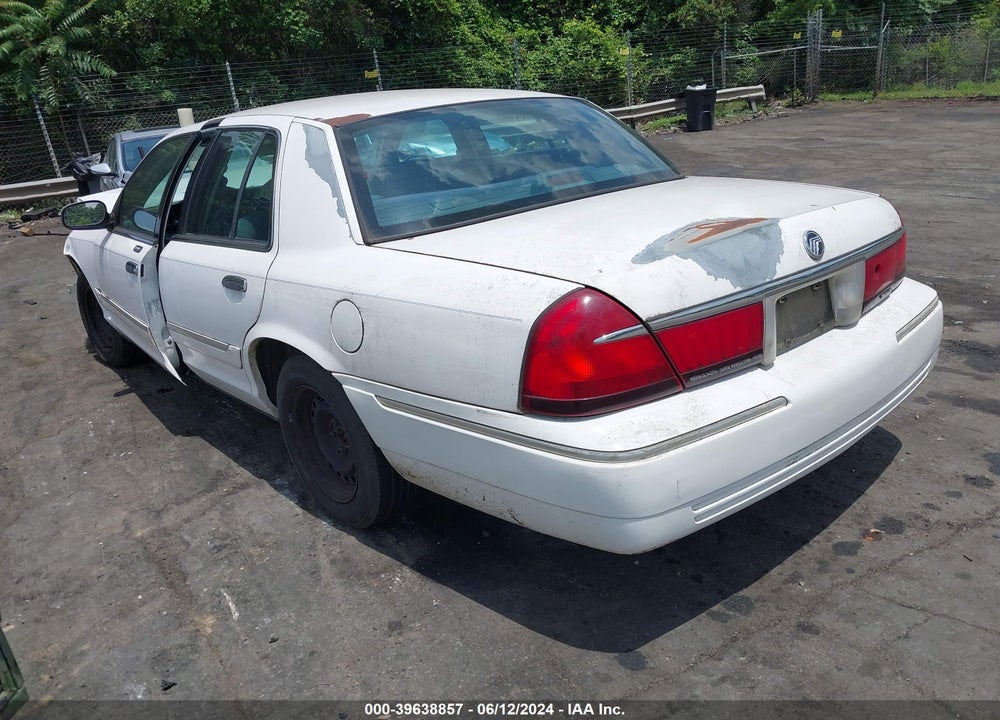 2002 MERCURY GRAND MARQUIS GS VIN: 2MEFM74W12X649444