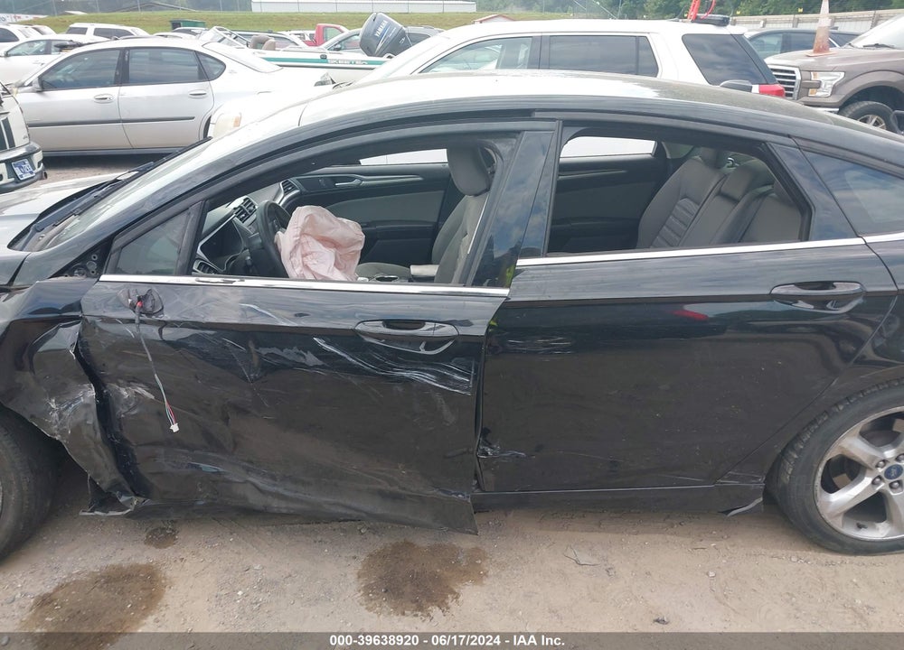 2016 FORD FUSION S VIN: 3FA6P0G72GR139779