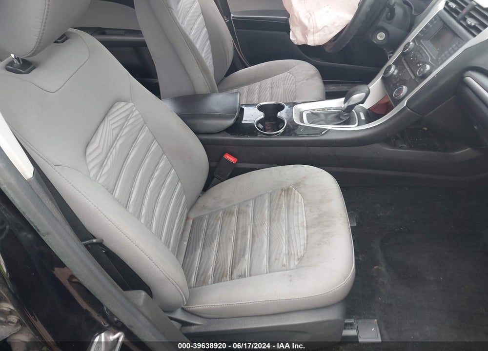 2016 FORD FUSION S VIN: 3FA6P0G72GR139779