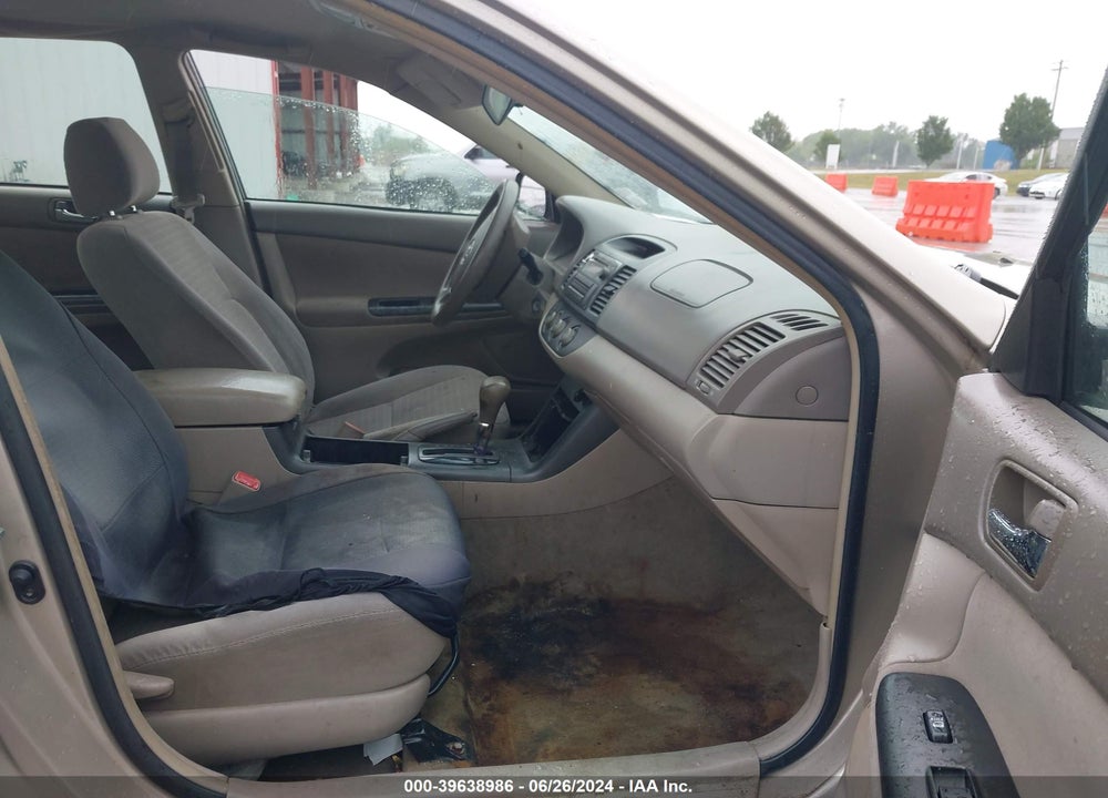 2005 TOYOTA CAMRY STD/ VIN: 4T1BE32K95U585392