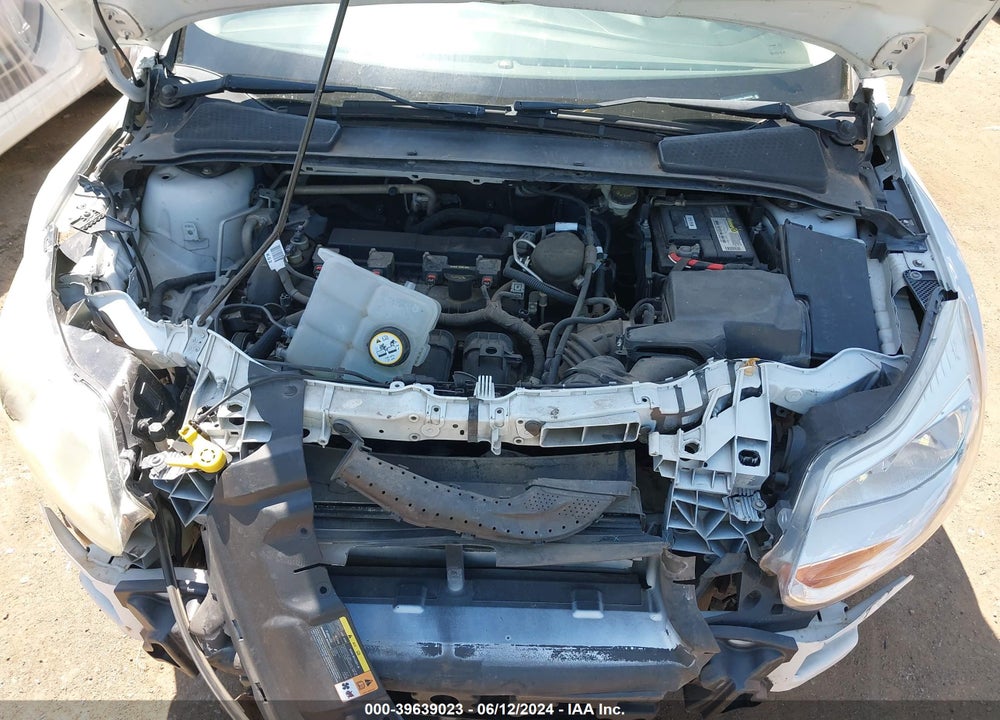 2013 FORD FOCUS SE VIN: 1FADP3K28DL308928