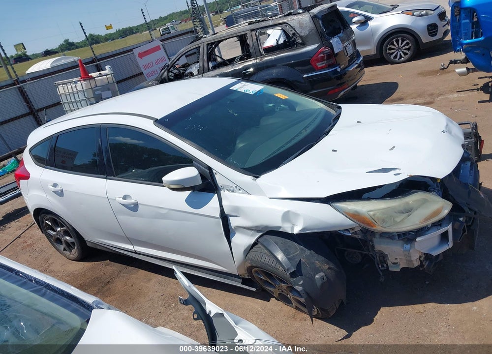 2013 FORD FOCUS SE VIN: 1FADP3K28DL308928