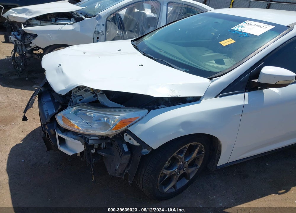 2013 FORD FOCUS SE VIN: 1FADP3K28DL308928