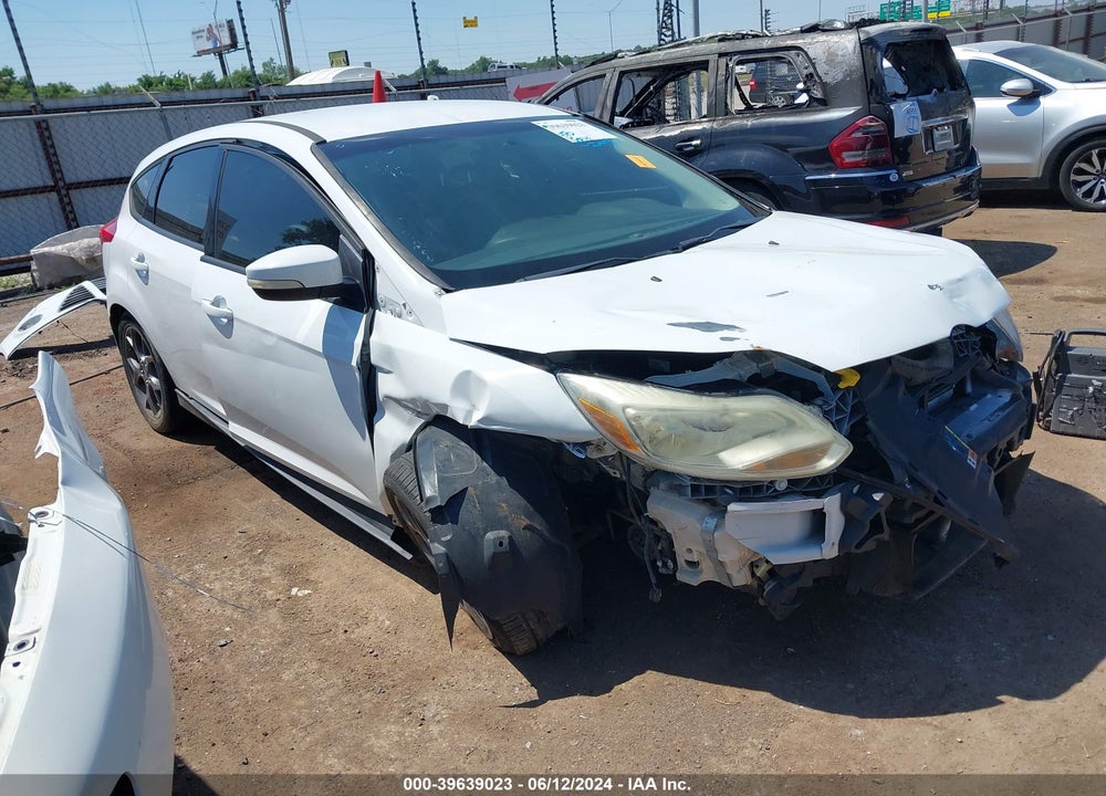 2013 FORD FOCUS SE VIN: 1FADP3K28DL308928