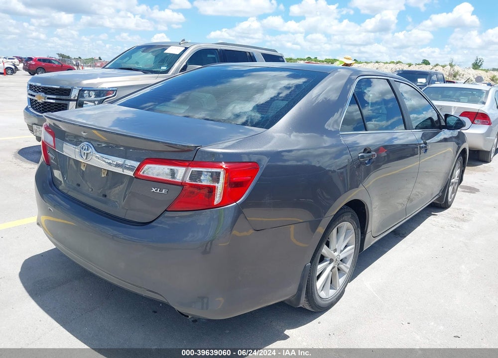 2013 TOYOTA CAMRY XLE VIN: 4T4BF1FK3DR324808