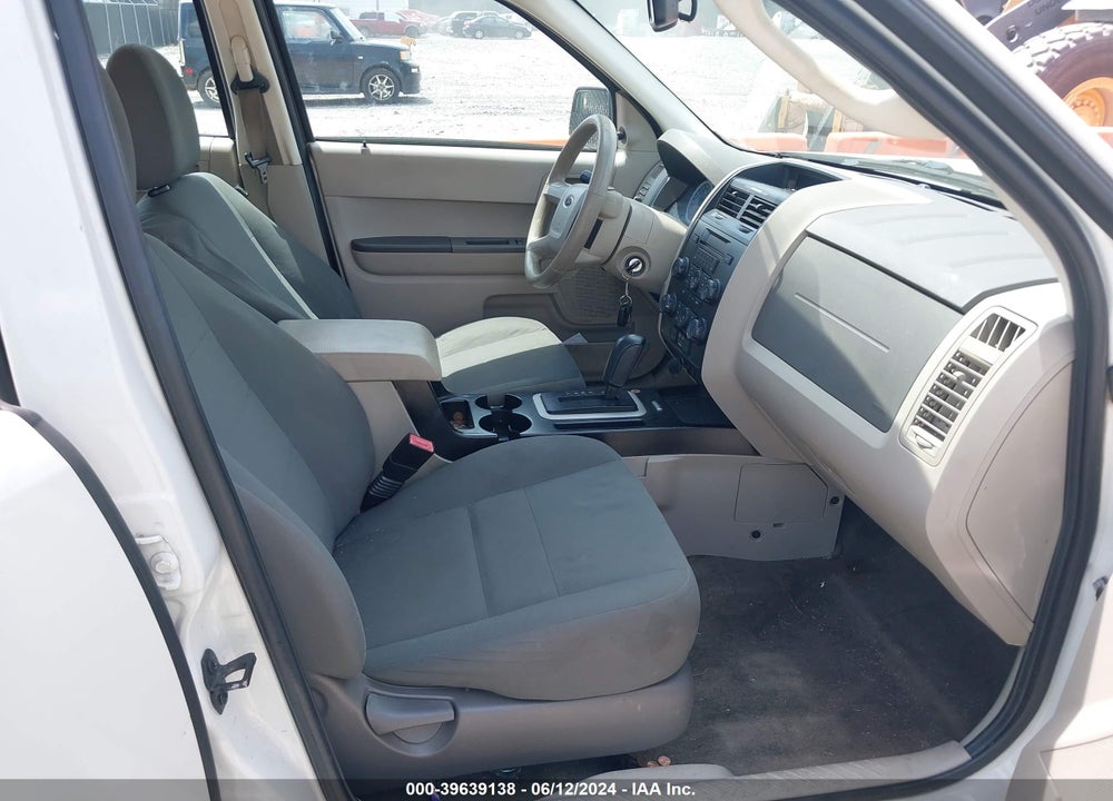 2011 FORD ESCAPE XLS VIN: 1FMCU0C7XBKB18943