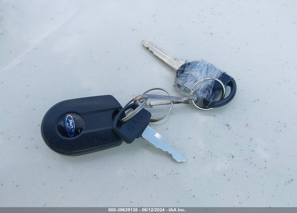 2011 FORD ESCAPE XLS VIN: 1FMCU0C7XBKB18943