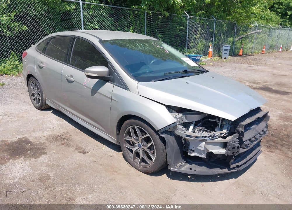 2015 FORD FOCUS SE VIN: 1FADP3F25FL273679