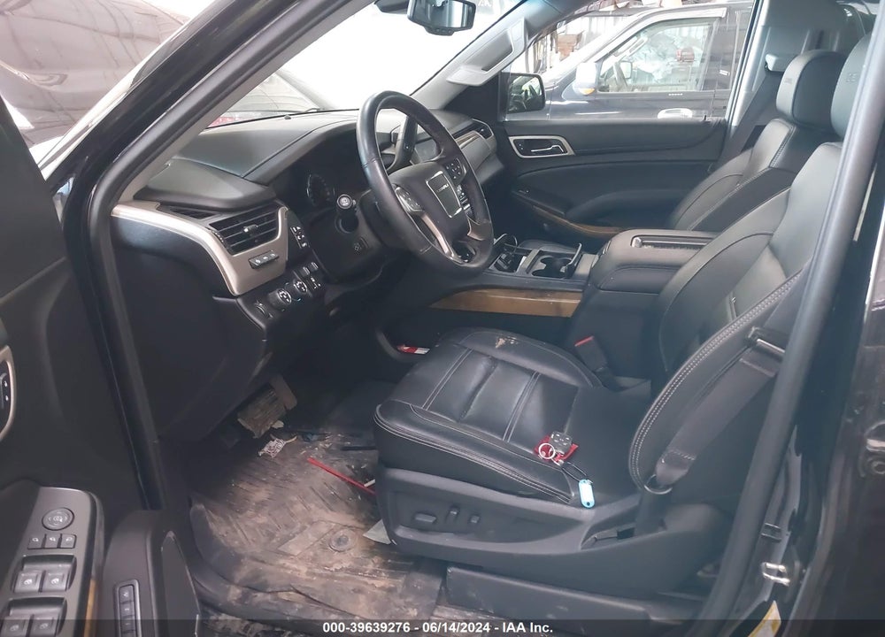 2017 GMC YUKON DENALI VIN: 1GKS2CKJ5HR361309