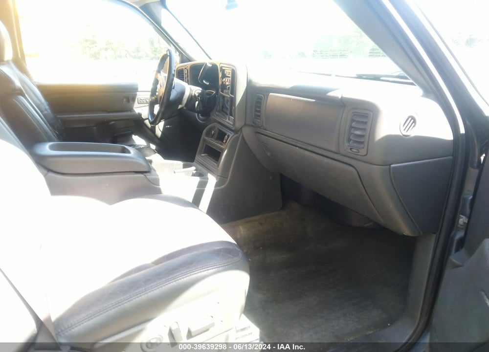 2004 GMC SIERRA 1500 VIN: 2GTEK19T541175342
