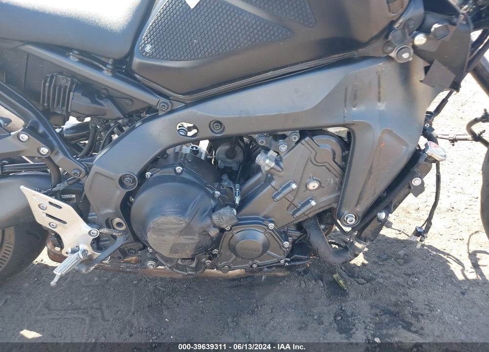 2022 YAMAHA MT09 C VIN: JYARN71Y3NA000593