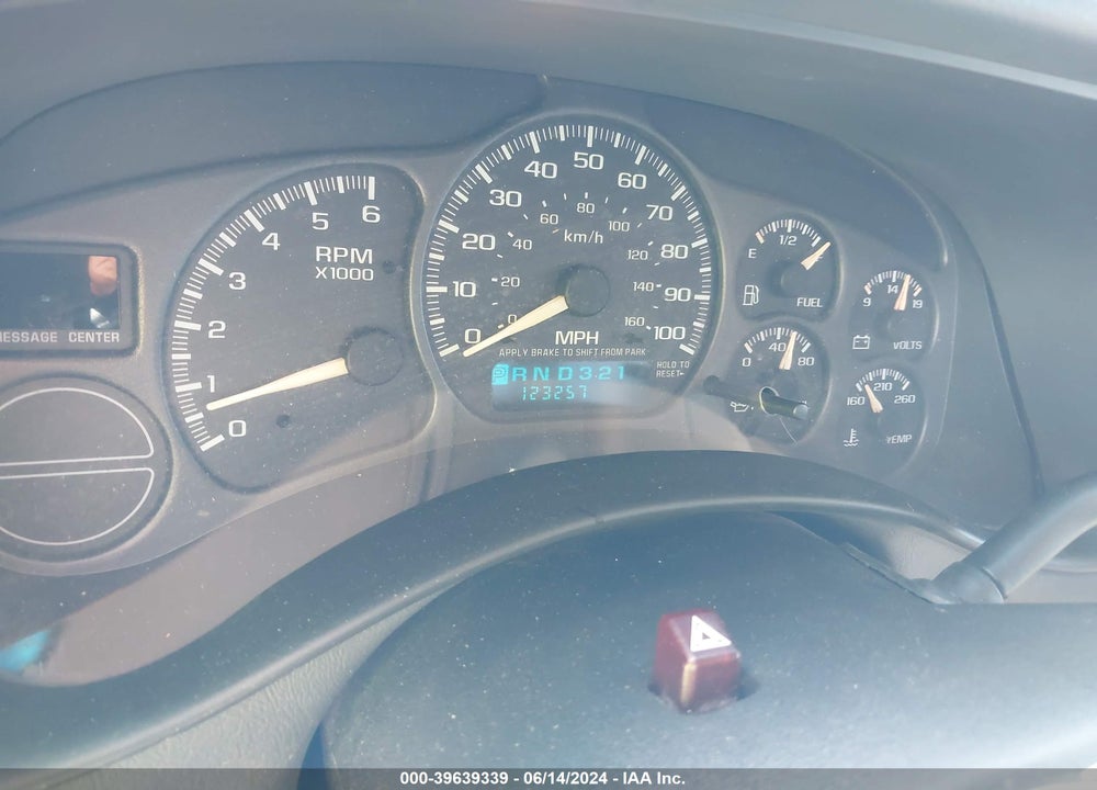 2002 GMC SIERRA 1500 SLE VIN: 1GTEC14V52Z334127