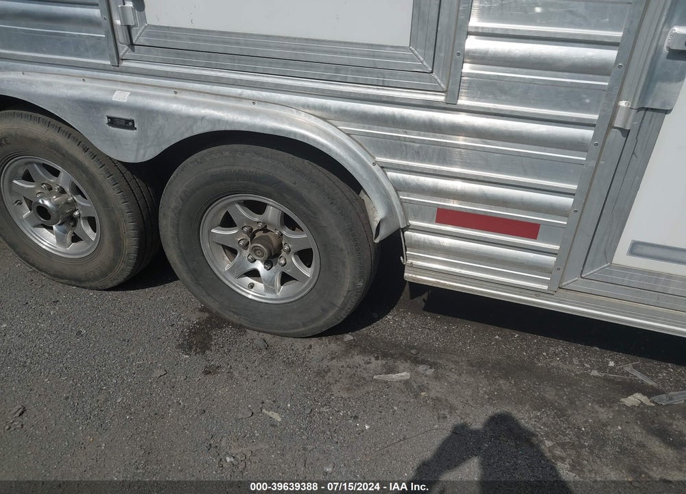 2014 LAYTON 8415 RAZOR VIN: 1L9HR4328E2472191