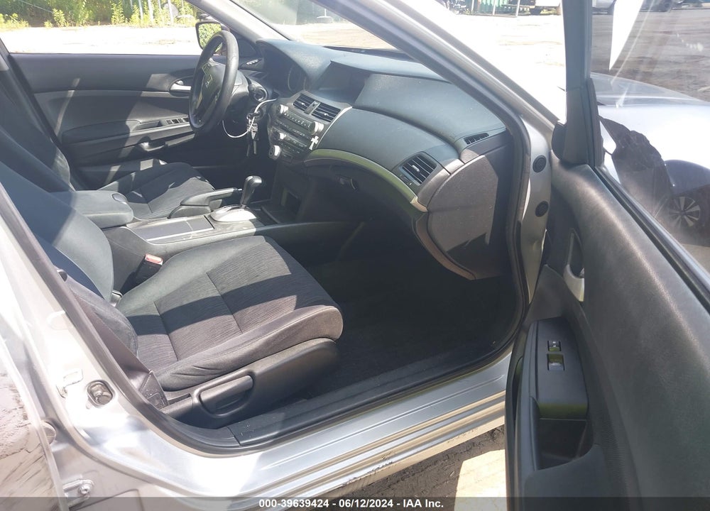 2012 HONDA ACCORD 2.4 LX-P VIN: 1HGCP2F44CA205688